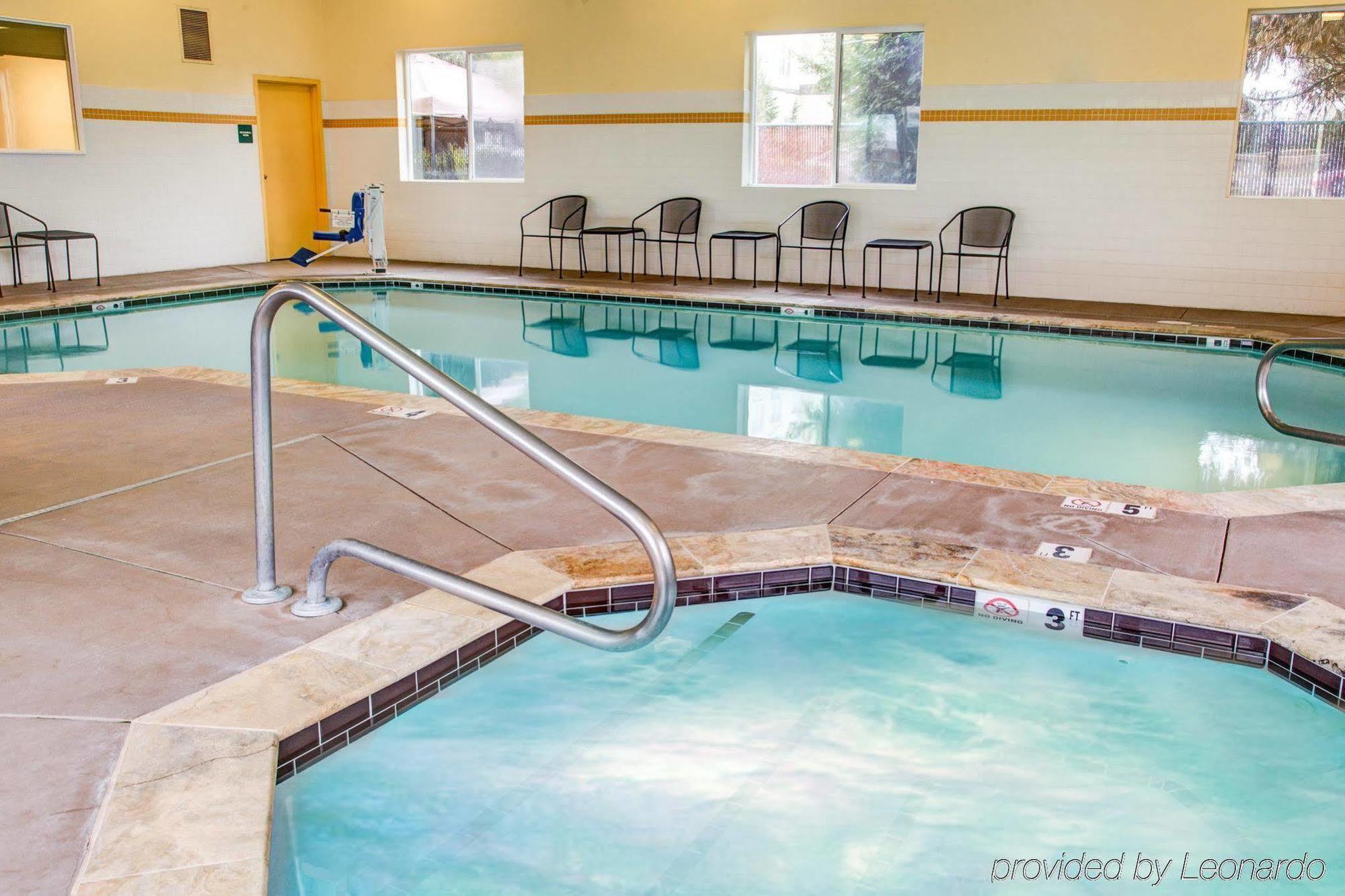 Comfort Suites Springfield-Eugene Exterior foto
